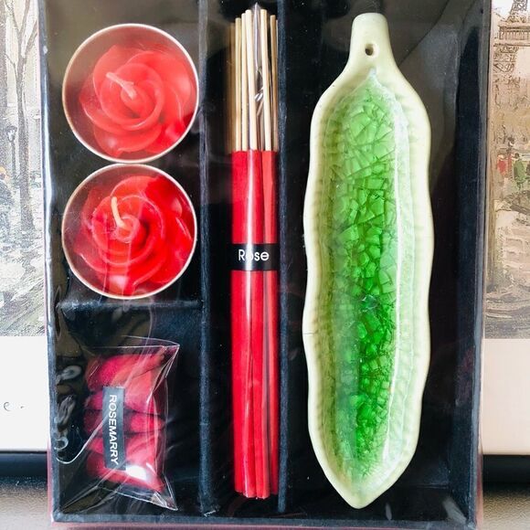 NIB: Incense & Candle Gift Set - Rose & Rosemary‎ - Picture 1 of 8